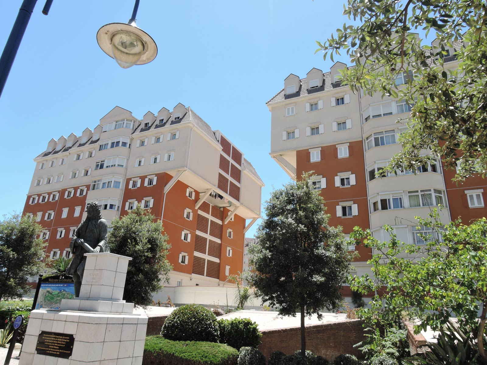 Montagu Crescent Montagu Crescent